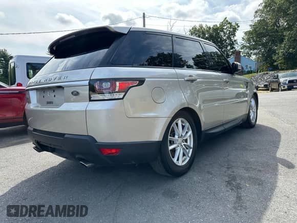 2016 Land Rover Range Rover Sport SE with VIN SALWG2PF8GA117401, listed as a Copart auction lot 80497435 with 57,246 mi miles and Clean title. Bid and sale history available at DreamBid. Image 3.