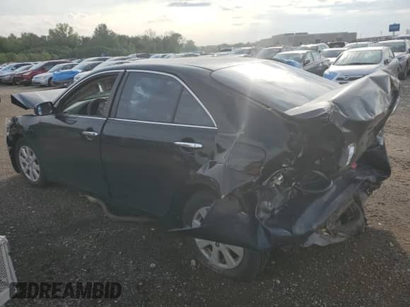 2007 Toyota Camry XLE z VIN 4T1BE46K97U525115, wystawiony jako Copart lot #81422485 z przebiegiem 189 435 mil mil oraz Szkoda całkowita • Salvage title. Historia ofert i sprzedaży dostępna na DreamBid. Obrazek 2.