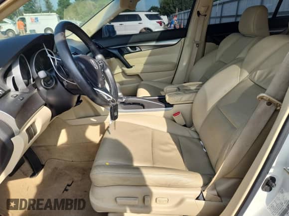 2009 Acura TL с VIN 19UUA86219A025598, выставлен на аукционе Copart как лот 68762515 с пробегом 43 067 миль миль и Списание • Salvage title. История ставок и продаж доступна на DreamBid. Изображение 7.