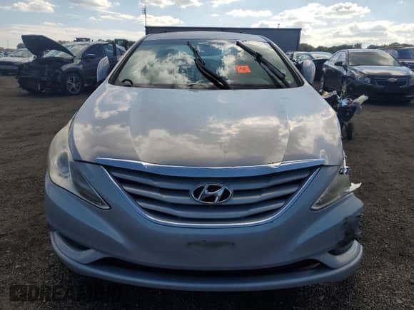 2011 Hyundai Sonata GLS z VIN 5NPEB4AC2BH097157, wystawiony jako Copart lot #84432055 z przebiegiem 164 577 mil mil oraz Szkoda całkowita • Salvage title. Historia ofert i sprzedaży dostępna na DreamBid. Obrazek 5.