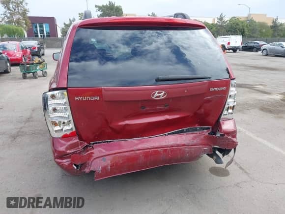 2008 Hyundai Entourage GLS с VIN KNDMC233786053975, выставлен на аукционе IAAI как лот 43422919 с пробегом 224 659 миль миль и . История ставок и продаж доступна на DreamBid. Изображение 6.