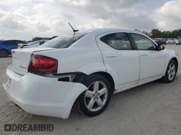 2013 Dodge Avenger SE z VIN 1C3CDZAB2DN665520, wystawiony jako Copart lot #87427435 z przebiegiem 200 188 mil mil oraz Szkoda całkowita • Salvage title. Historia ofert i sprzedaży dostępna na DreamBid. Obrazek 3.