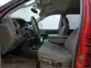 2008 Dodge 2500 SXT z VIN 3D7KS29A78G108414, wystawiony jako Copart lot #51200995 z przebiegiem 223 325 mil mil oraz Szkoda całkowita • Salvage title. Historia ofert i sprzedaży dostępna na DreamBid. Obrazek 7.