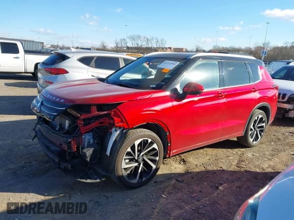 2023 Mitsubishi Outlander SEL with VIN JA4J4VA86PZ044725, listed as a IAAI auction lot 41211848 with 10,886 mi miles and . Bid and sale history available at DreamBid. Image 15.