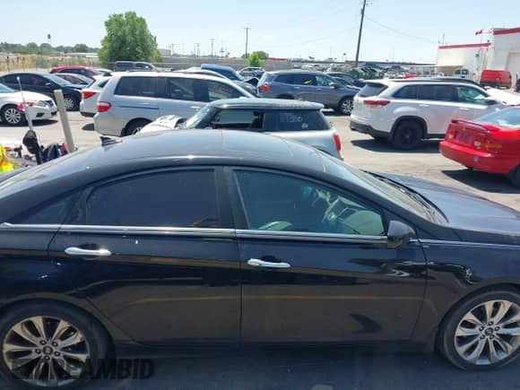 2013 Hyundai Sonata SE с VIN 5NPEC4AC2DH594130, выставлен на аукционе IAAI как лот 42489599 с пробегом 142 779 миль миль и . История ставок и продаж доступна на DreamBid. Изображение 14.