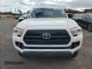 2017 Toyota Tacoma SR5 с VIN 5TFAX5GN7HX081225, выставлен на аукционе Copart как лот 90054725 с пробегом 123 520 миль миль и Чистый • Clean title. История ставок и продаж доступна на DreamBid. Изображение 5.