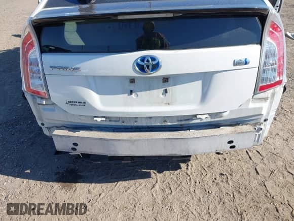 2012 Toyota Prius Three with VIN JTDKN3DU5C1569434, listed as a IAAI auction lot 43376845 with 152,536 mi miles and . Bid and sale history available at DreamBid. Image 6.