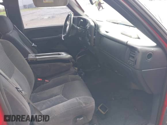 2002 Chevrolet Avalanche with VIN 3GNEK13T12G152337, listed as a IAAI auction lot 42515940 with 160,000 mi miles and . Bid and sale history available at DreamBid. Image 5.