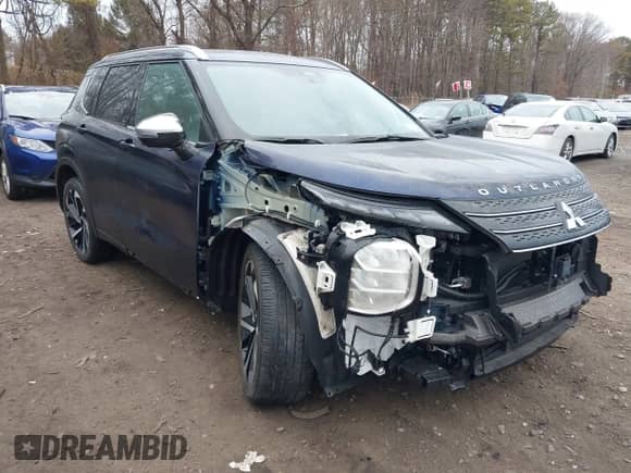 2023 Mitsubishi Outlander SEL z VIN JA4J4VA87PZ016822, wystawiony jako IAAI lot #41673740 z przebiegiem 22 164 mil mil oraz . Historia ofert i sprzedaży dostępna na DreamBid. Obrazek 1.