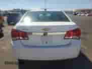 2015 Chevrolet Cruze LT z VIN 1G1PC5SBXF7230753, wystawiony jako Copart lot #81343035 z przebiegiem 84 582 mil mil oraz Szkoda całkowita • Salvage title. Historia ofert i sprzedaży dostępna na DreamBid. Obrazek 6.