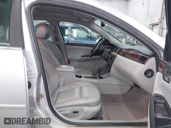 2009 Chevrolet Impala LTZ с VIN 2G1WU57M891262010, выставлен на аукционе IAAI как лот 43255769 с пробегом 211 074 миль миль и . История ставок и продаж доступна на DreamBid. Изображение 5.