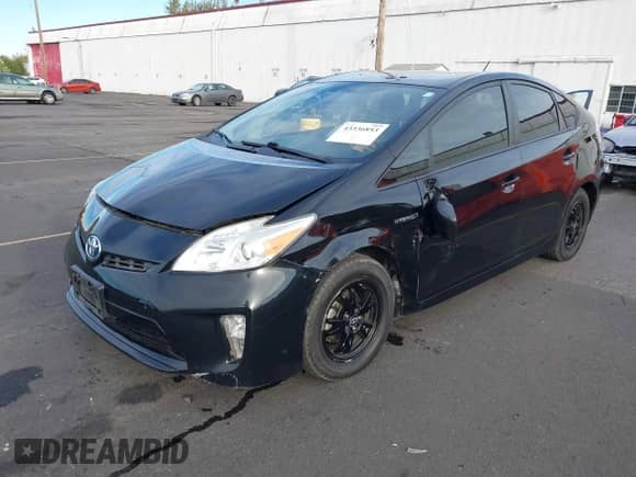 2015 Toyota Prius Two with VIN JTDKN3DU2F0483282, listed as a IAAI auction lot 43336853 with 181,325 mi miles and . Bid and sale history available at DreamBid. Image 2.