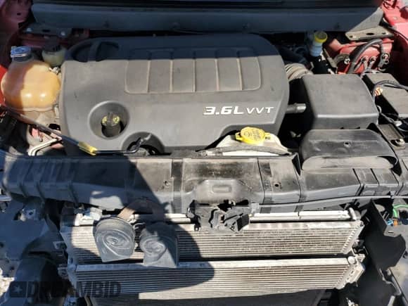 2013 Dodge Journey SXT with VIN 3C4PDCBG3DT570954, listed as a Copart auction lot 81314115 with 152,001 mi miles and Salvage title. Bid and sale history available at DreamBid. Image 12.