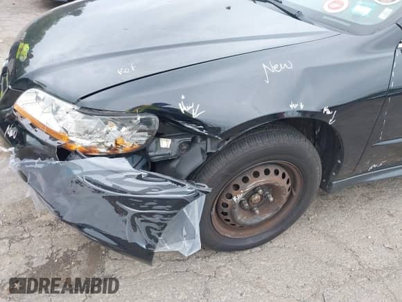 2002 Honda Accord LX with VIN 1HGCG66572A170918, listed as a IAAI auction lot 42453308 with 105,405 mi miles and . Bid and sale history available at DreamBid. Image 17.