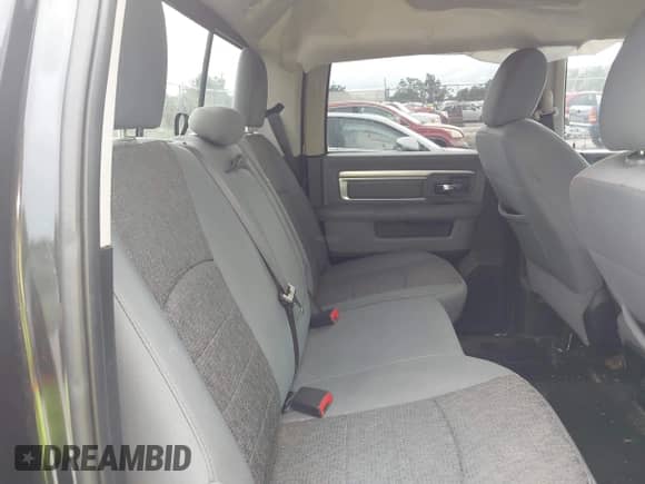 2018 Ram 1500 Big Horn с VIN 1C6RR6TT4JS160515, выставлен на аукционе IAAI как лот 43061863 с пробегом 131 104 миль миль и . История ставок и продаж доступна на DreamBid. Изображение 8.