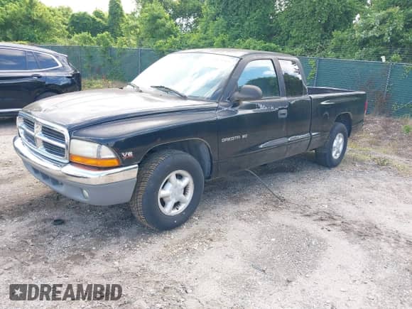1998 Dodge Dakota SLT с VIN 1B7GL22X0WS731035, выставлен на аукционе IAAI как лот 42279313 с пробегом 219 039 миль миль и . История ставок и продаж доступна на DreamBid. Изображение 2.