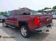 2015 Chevrolet Silverado 2500HD LT z VIN 1GC1KVE83FF102831, wystawiony jako IAAI lot #42411608 z przebiegiem 140 538 mil mil oraz . Historia ofert i sprzedaży dostępna na DreamBid. Obrazek 3.