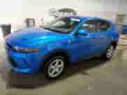 2024 Dodge Hornet GT z VIN ZACNDFAN0R3A09237, wystawiony jako Copart lot #45404105 z przebiegiem 6 604 mil mil oraz Czysty tytuł • Clean title. Historia ofert i sprzedaży dostępna na DreamBid. Obrazek 1.