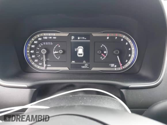 2024 Hyundai Tucson SEL z VIN 5NMJBCDE8RH400438, wystawiony jako IAAI lot #43324604 z przebiegiem 18 059 mil mil oraz . Historia ofert i sprzedaży dostępna na DreamBid. Obrazek 7.