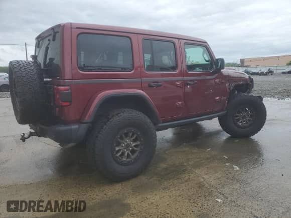 2021 Jeep Wrangler Unlimited Rubicon 392 с VIN 1C4JJXSJXMW821481, выставлен на аукционе Copart как лот 56646625 с пробегом 33 429 миль миль и Списание • Salvage title. История ставок и продаж доступна на DreamBid. Изображение 3.