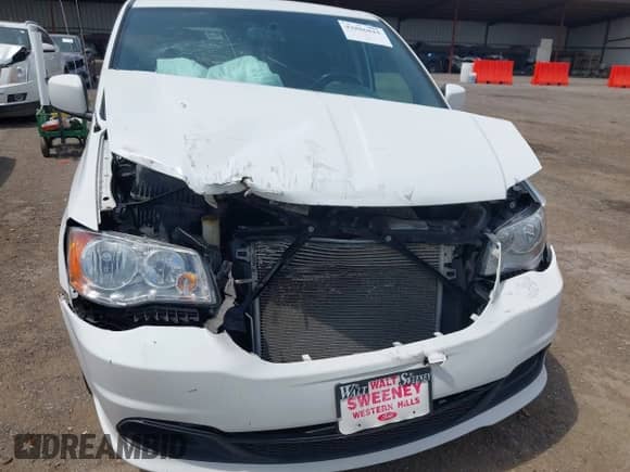 2017 Dodge Grand Caravan SE with VIN 2C4RDGBG5HR815813, listed as a IAAI auction lot 42886844 with 154,971 mi miles and . Bid and sale history available at DreamBid. Image 6.