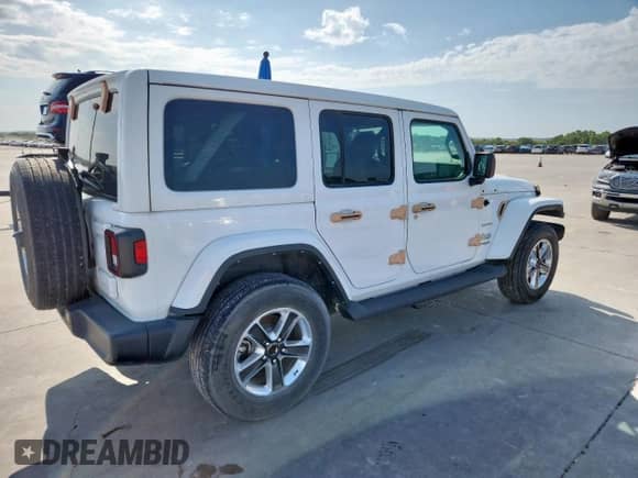 2022 Jeep Wrangler Unlimited Sahara Altitude с VIN 1C4HJXEG0NW240264, выставлен на аукционе Copart как лот 70543635 с пробегом 16 757 миль миль и Списание • Salvage title. История ставок и продаж доступна на DreamBid. Изображение 3.