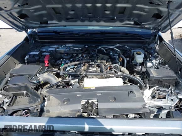 2024 Toyota Tacoma SR5 с VIN 3TMLB5JN6RM032170, выставлен на аукционе IAAI как лот 42346349 с пробегом 2 699 миль миль и . История ставок и продаж доступна на DreamBid. Изображение 10.