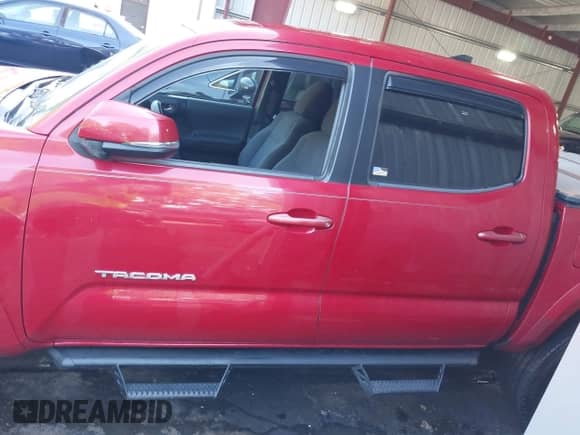 2016 Toyota Tacoma SR5 с VIN 3TMAZ5CNXGM009231, выставлен на аукционе IAAI как лот 42744577 с пробегом 168 113 миль миль и . История ставок и продаж доступна на DreamBid. Изображение 15.