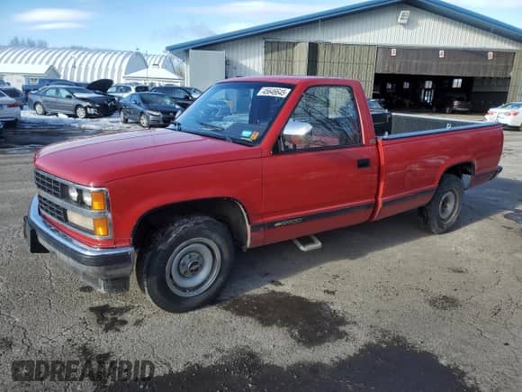 1988 Chevrolet Silverado 2500 с VIN 2GCFC24K6J1292042, выставлен на аукционе Copart как лот 45646645 с пробегом 9 558 миль миль и Списание • Salvage title. История ставок и продаж доступна на DreamBid. Изображение 1.