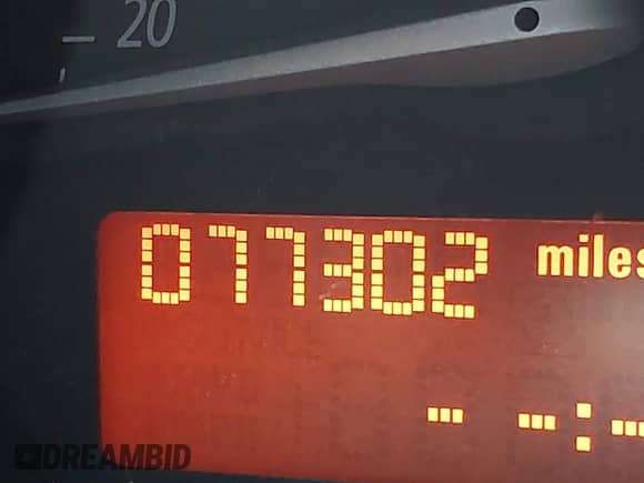 2007 BMW Z4 с VIN 4USDU53557LF77798, выставлен на аукционе IAAI как лот 41731456 с пробегом 77 302 миль миль и . История ставок и продаж доступна на DreamBid. Изображение 16.