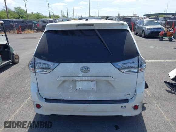 2015 Toyota Sienna SE with VIN 5TDXK3DC2FS621891, listed as a IAAI auction lot 42832318 with 110,420 mi miles and . Bid and sale history available at DreamBid. Image 16.