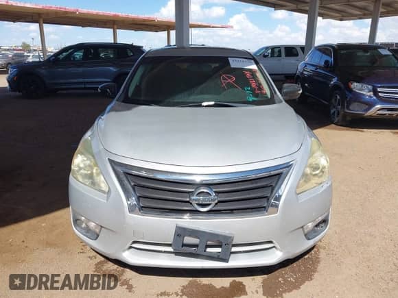 2015 Nissan Altima S z VIN 1N4AL3AP3FC191161, wystawiony jako IAAI lot #43221779 z przebiegiem 246 796 mil mil oraz . Historia ofert i sprzedaży dostępna na DreamBid. Obrazek 6.