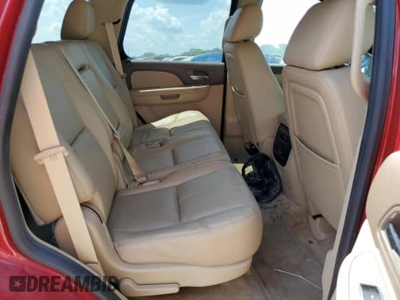 2014 Chevrolet Tahoe LT with VIN 1GNSCBE06ER117340, listed as a Copart auction lot 69040115 with 69,592 mi miles and Salvage title. Bid and sale history available at DreamBid. Image 11.