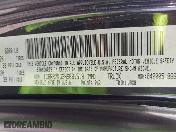 2017 Ram 1500 Tradesman z VIN 1C6RR7KG3HS681519, wystawiony jako IAAI lot #42686074 z przebiegiem 131 052 mil mil oraz . Historia ofert i sprzedaży dostępna na DreamBid. Obrazek 9.