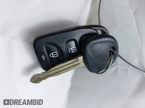 2017 Hyundai Elantra SE z VIN 5NPD84LF8HH033019, wystawiony jako IAAI lot #43259780 z przebiegiem 101 061 mil mil oraz . Historia ofert i sprzedaży dostępna na DreamBid. Obrazek 11.