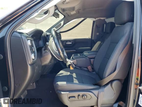 2019 GMC Sierra 1500 Elevation with VIN 1GTR8CED8KZ224449, listed as a Copart auction lot 56199695 with 102,189 mi miles and Salvage title. Bid and sale history available at DreamBid. Image 7.