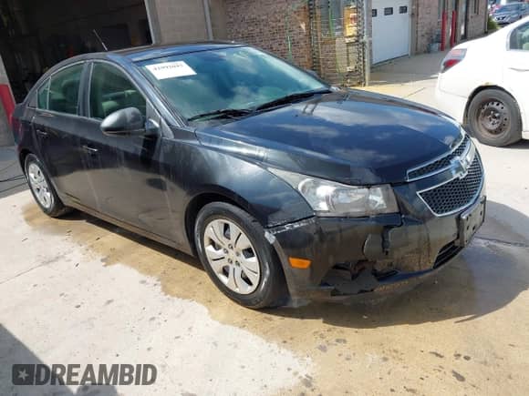 2013 Chevrolet Cruze LS with VIN 1G1PA5SH0D7197348, listed as a IAAI auction lot 42992043 with 211,260 mi miles and . Bid and sale history available at DreamBid. Image 1.