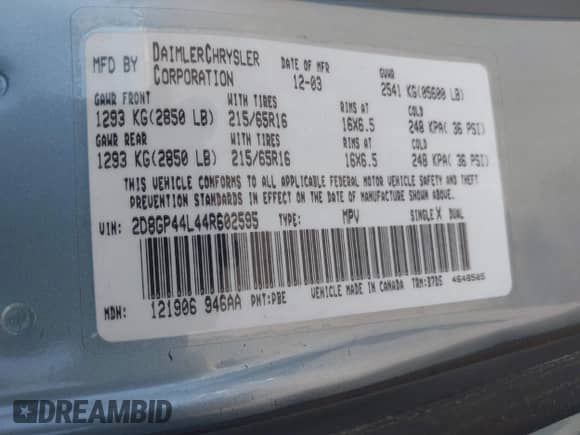 2004 Dodge Caravan SXT with VIN 2D8GP44L44R602595, listed as a IAAI auction lot 42833175 with Not provided miles and . Bid and sale history available at DreamBid. Image 9.
