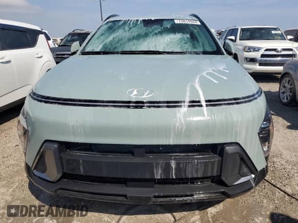 2024 Hyundai Kona SEL с VIN KM8HB3ABXRU112532, выставлен на аукционе Copart как лот 73814944 с пробегом Не указан миль и На запчасти • Non repairable. История ставок и продаж доступна на DreamBid. Изображение 5.
