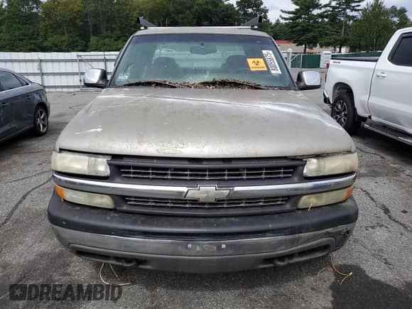 2001 Chevrolet Silverado 1500HD LS z VIN 1GCGK13U91F148580, wystawiony jako Copart lot #80055875 z przebiegiem Nie podano mil oraz Czysty tytuł • Clean title. Historia ofert i sprzedaży dostępna na DreamBid. Obrazek 5.