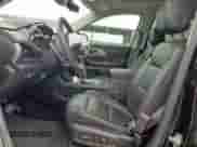 2018 Chevrolet Traverse LT z VIN 1GNERHKW8JJ102385, wystawiony jako Copart lot #68519595 z przebiegiem 110 999 mil mil oraz Szkoda całkowita • Salvage title. Historia ofert i sprzedaży dostępna na DreamBid. Obrazek 7.