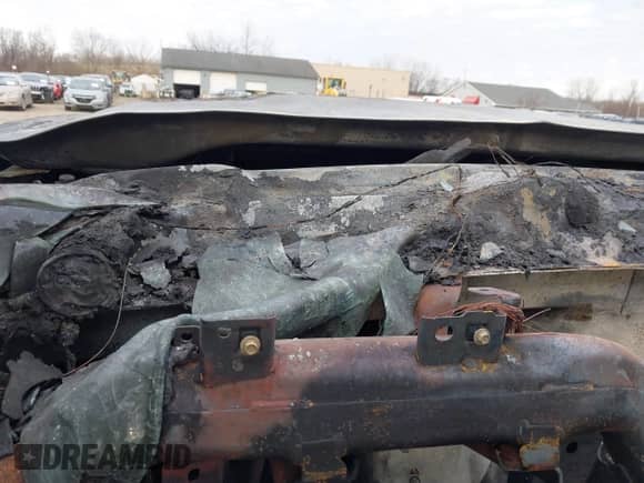 2018 Chevrolet Silverado 2500HD LT z VIN 1GC1KVEY1JF271786, wystawiony jako IAAI lot #41766472 z przebiegiem Nie podano mil oraz . Historia ofert i sprzedaży dostępna na DreamBid. Obrazek 7.