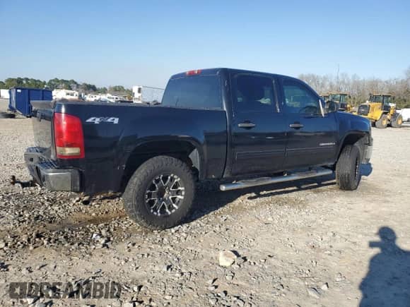 2008 GMC Sierra 1500 SL with VIN 2GTEK13C081163176, listed as a Copart auction lot 47055915 with 290,430 mi miles and Salvage title. Bid and sale history available at DreamBid. Image 3.