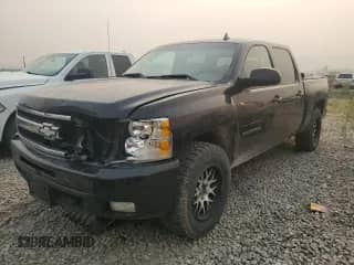 2011 Chevrolet Silverado 1500 LTZ with VIN 3GCPKTE23BG115808, listed as a Copart auction lot 71163234 with 253,611 mi miles and Salvage title. Bid and sale history available at DreamBid. Image 1.