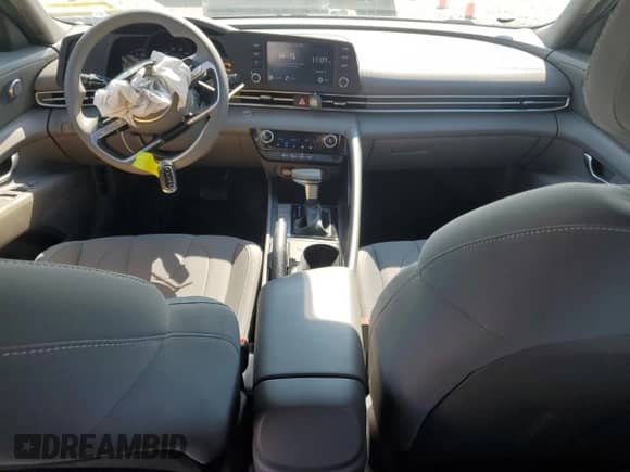 2021 Hyundai Elantra SEL с VIN 5NPLM4AG5MH026266, выставлен на аукционе Copart как лот 67798435 с пробегом 59 312 миль миль и Списание • Salvage title. История ставок и продаж доступна на DreamBid. Изображение 8.