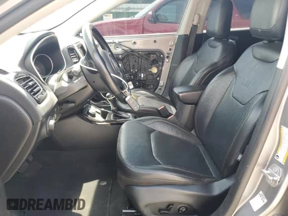 2021 Jeep Compass Limited with VIN 3C4NJDCB3MT523836, listed as a Copart auction lot 68980255 with 114,168 mi miles and Salvage title. Bid and sale history available at DreamBid. Image 7.