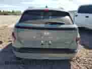 2024 Hyundai Kona Limited z VIN KM8HE3A61RU004228, wystawiony jako Copart lot #72740134 z przebiegiem 9 348 mil mil oraz Szkoda całkowita • Salvage title. Historia ofert i sprzedaży dostępna na DreamBid. Obrazek 6.