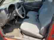 2000 Chevrolet S-10 с VIN 1GCCS1440YK176203, выставлен на аукционе Copart как лот 61402975 с пробегом 56 922 миль миль и Списание • Salvage title. История ставок и продаж доступна на DreamBid. Изображение 7.