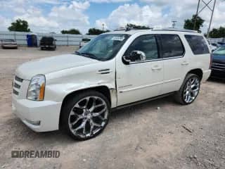2014 Cadillac Escalade Premium с VIN 1GYS3CEF6ER181603, выставлен на аукционе Copart как лот 63493295 с пробегом 91 121 миль миль и Списание • Salvage title. История ставок и продаж доступна на DreamBid. Изображение 1.