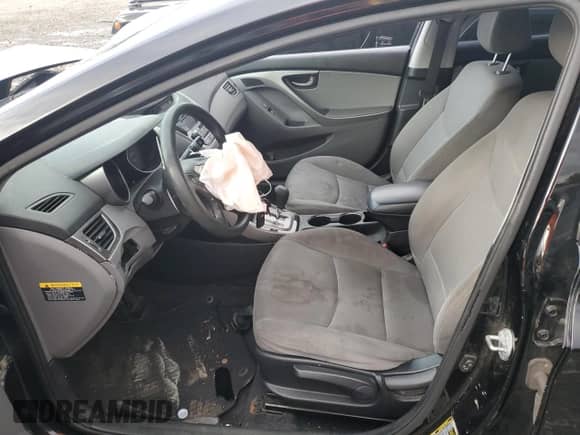 2013 Hyundai Elantra GLS z VIN KMHDH4AE7DU755152, wystawiony jako Copart lot #87282285 z przebiegiem Nie podano mil oraz Szkoda całkowita • Salvage title. Historia ofert i sprzedaży dostępna na DreamBid. Obrazek 7.